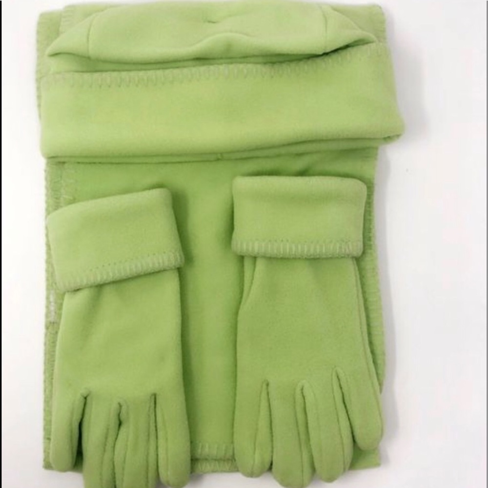 Fleece Green 3pc Hat, Scarf & Gloves Set